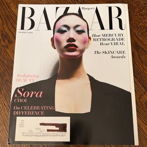 Harper’s Bazaar Magazine - May 2022 - Sora Choi - The Beauty Issue   magazines